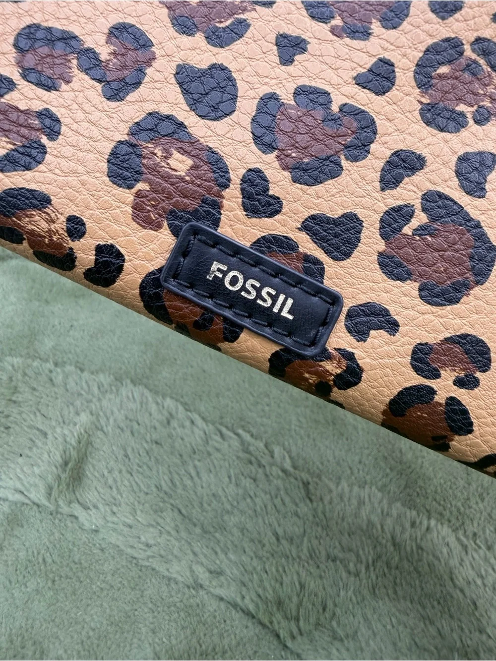 Fossil wallet